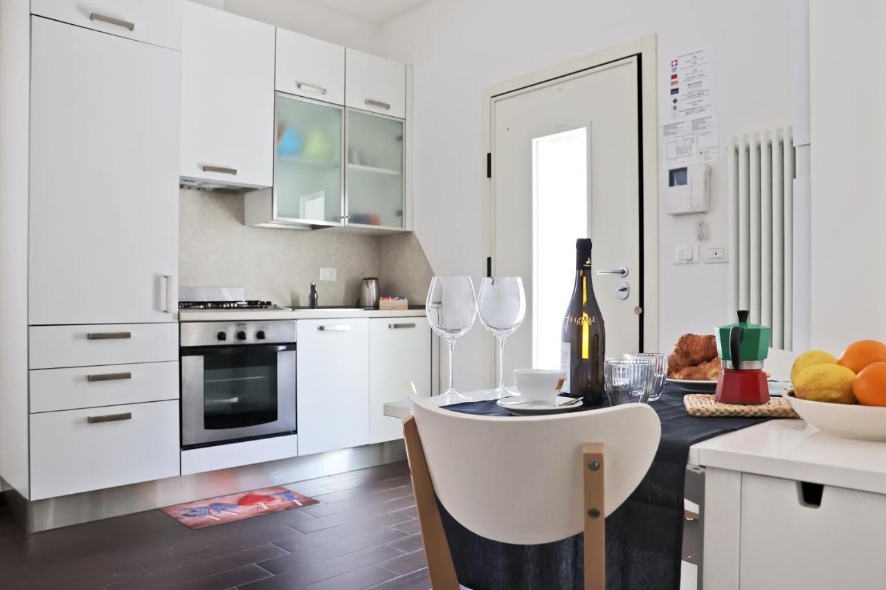 Casa Vacanze Aurora Centro ريميني المظهر الخارجي الصورة