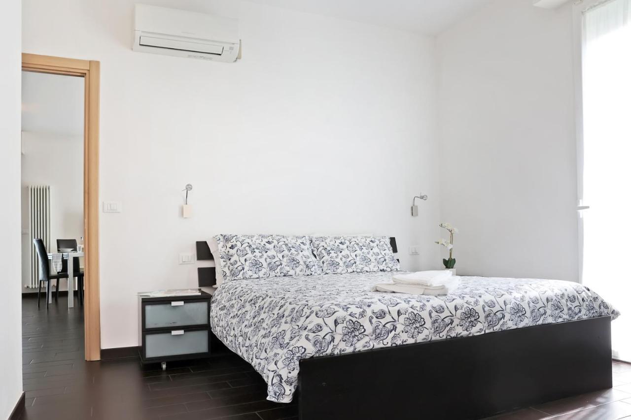 Casa Vacanze Aurora Centro ريميني المظهر الخارجي الصورة